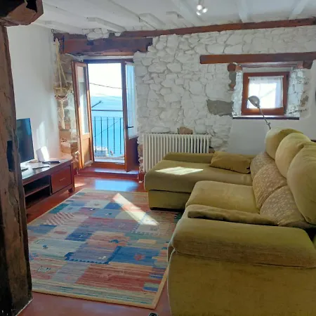 La Txalupa De * Elantxobe